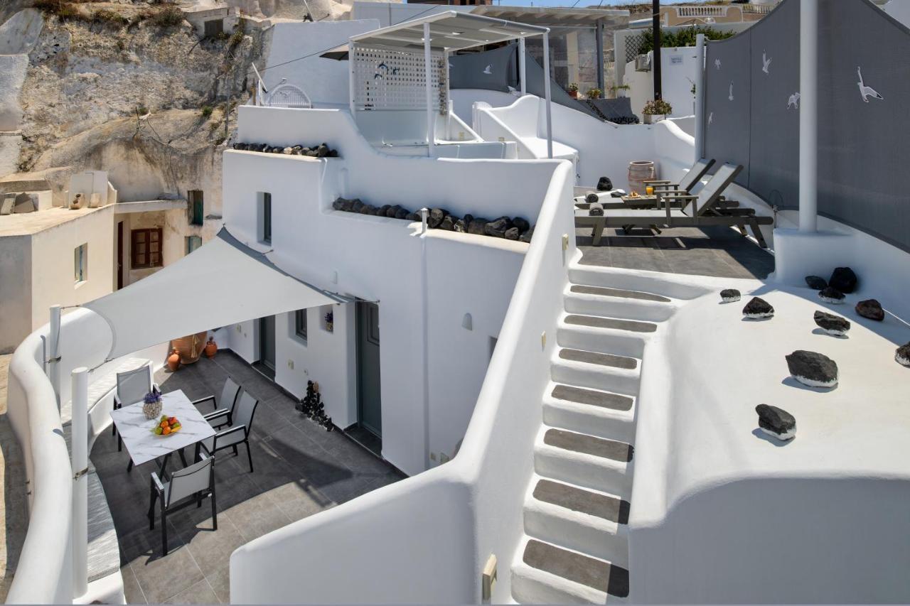 Astrea Suites Feggaropetra Cave House Fira  Exteriér fotografie